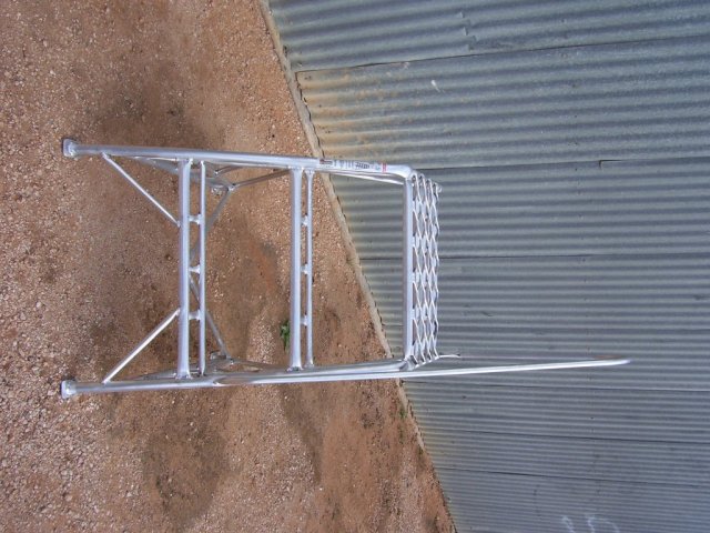 Mandarin Ladder with Hand Rail